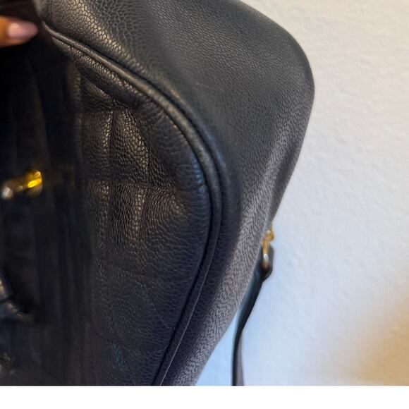Chanel Vintage Navy Caviar Lambskin Backpack 24k Gold Hardware 80s 90s main image 8